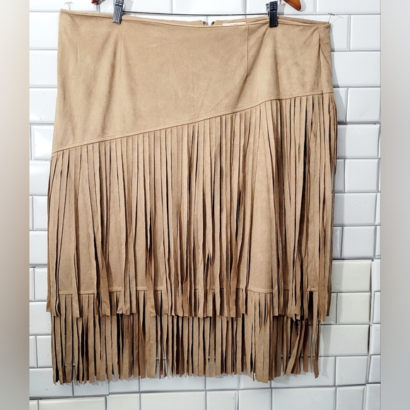 Cato Ladies Western Style Tan Ultra Faux Suede Midi Skirt Layered Fringe Detail  - Picture 1 of 4